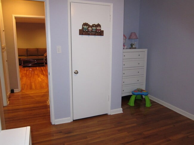 Photo - 3812 Ostrom Ave