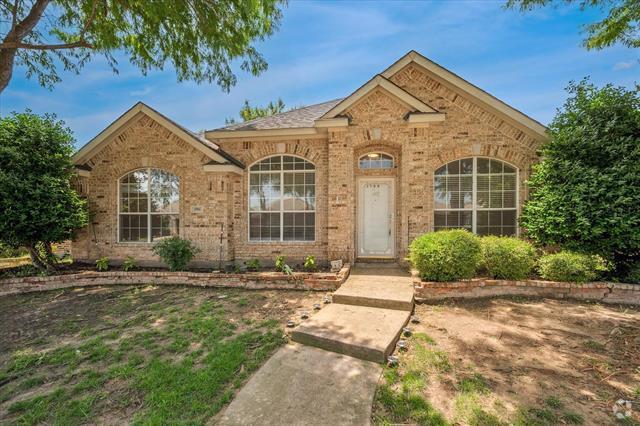 Building Photo - 1700 Bur Oak Dr Rental