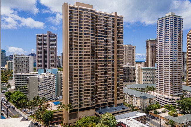 Photo - Chateau Waikiki
