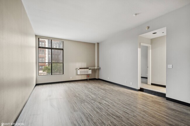 Delmar Loop Apartments