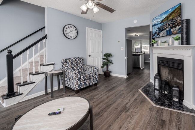 Photo - 346 Haven Dr Townhome