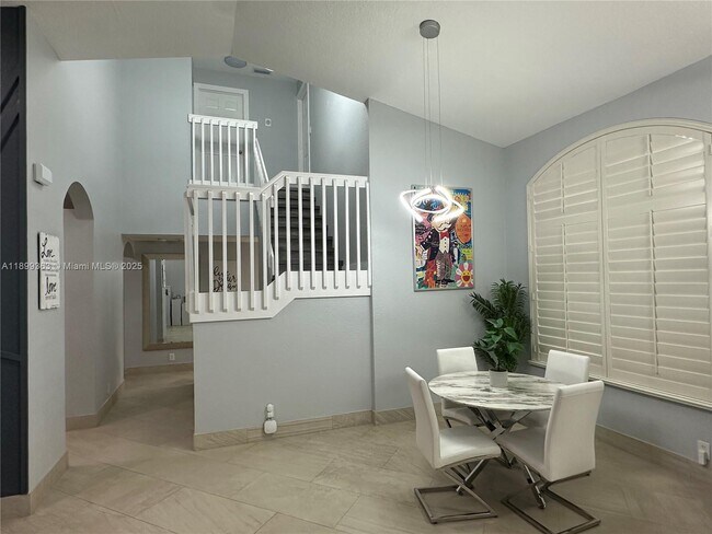 Photo - 1888 Water Ridge Dr