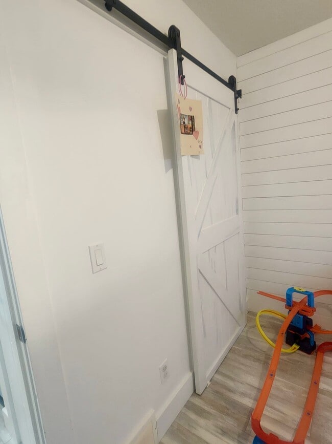 Photo - 48 Evansridge Cl NW