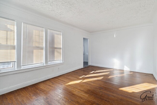 Photo - 4 Bedroom 2 Bath