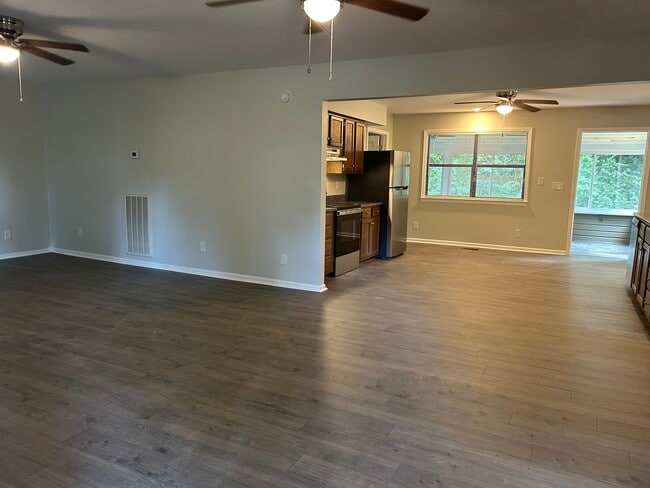 Photo - 600 Villard Dr Unit #A