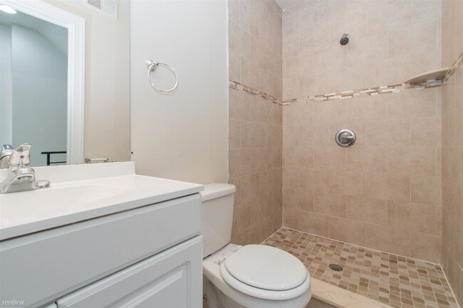 Photo - 5 br, 2 bath Triplex - 1842 N 17TH ST Unit... Unidad 101
