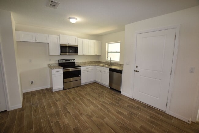 Photo - 2318 W Cannon Terrace NW