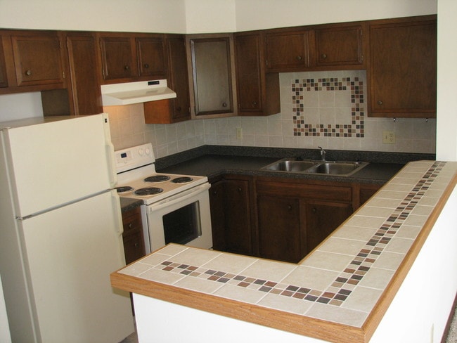 Photo - Fairlawn Flats