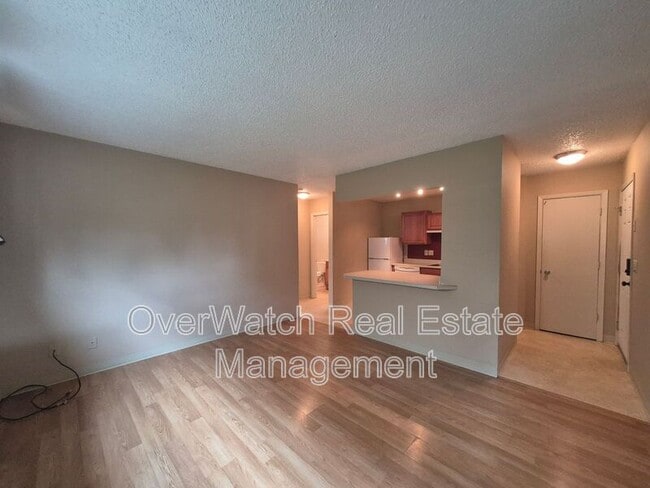 Building Photo - 4102 Cope St Unit 2