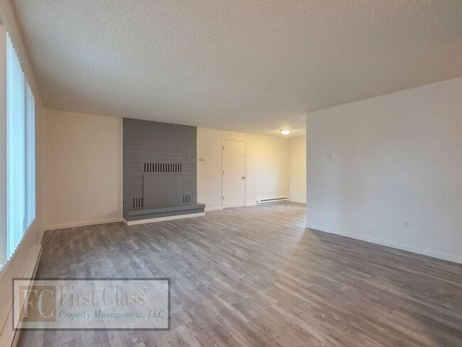 Photo - 1760 NE 24th Ave