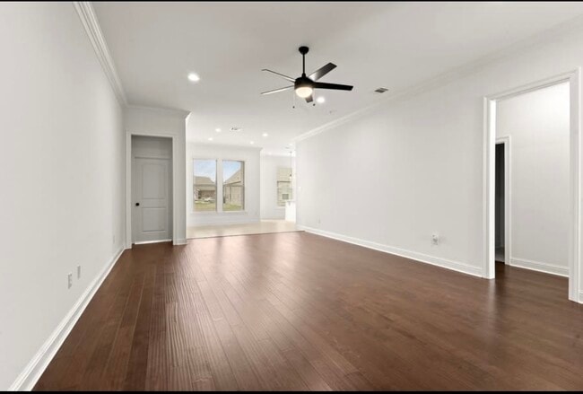 Photo - 9883 Richford Dr