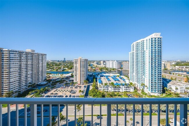 Building Photo - 1950 S Ocean Dr Unit 19E Rental