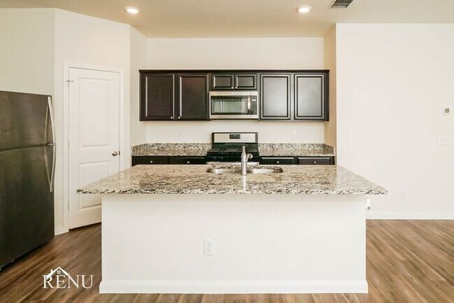 Photo - 5015 Firefly Hls