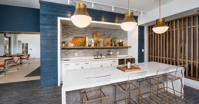 Photo - Southtowne Apartments