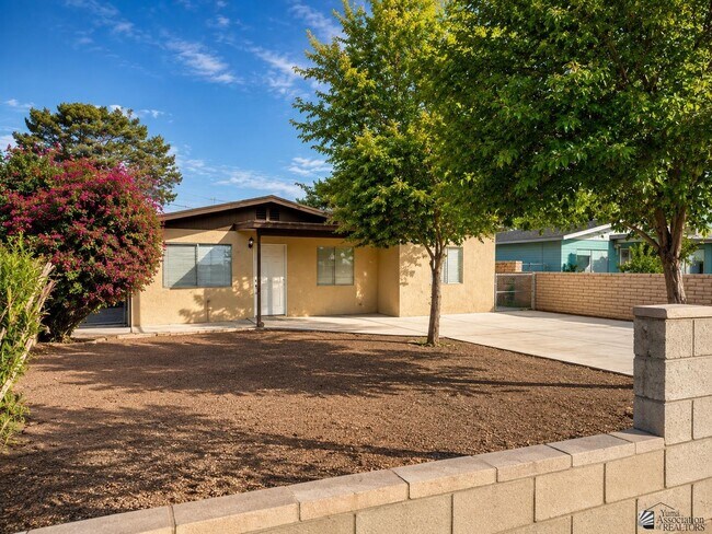 Photo - 723 N Musgrove Ave