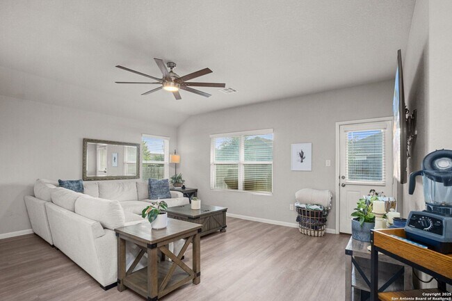 Photo - 3 Bedroom/2 Bath Potranco Run Subdivision