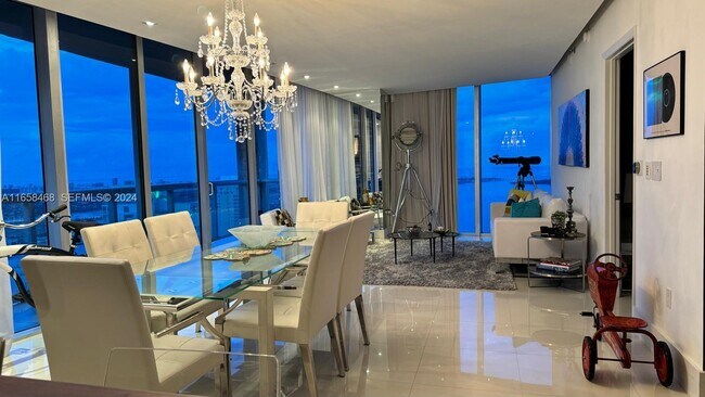 Photo - 495 Brickell Ave Unit 4902