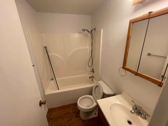 Photo - 340 6th Ave Unit 8