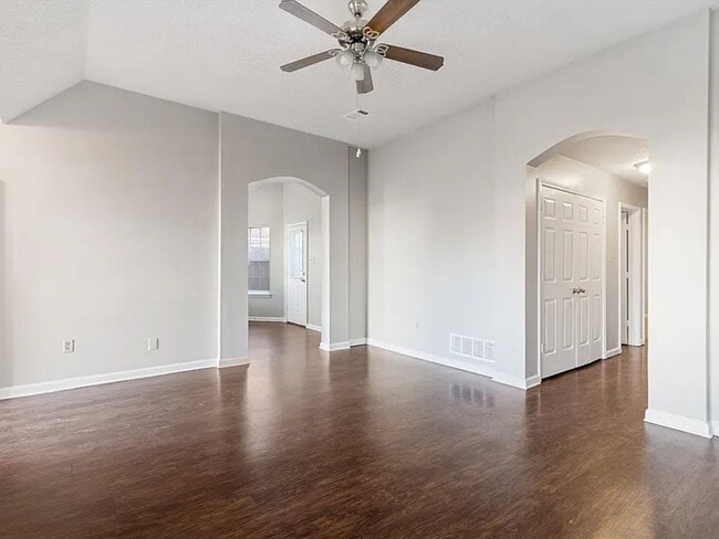 Photo - Freshly Updated 3-Bedroom Home – Pets Welcome!