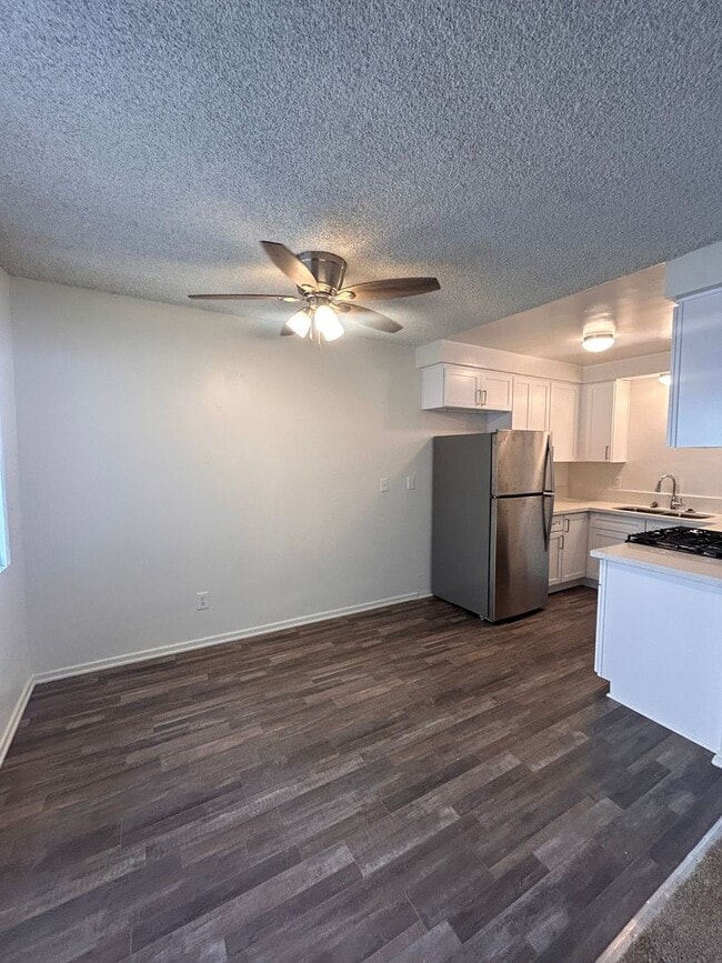 Photo - 4113 W 136th St Unit C