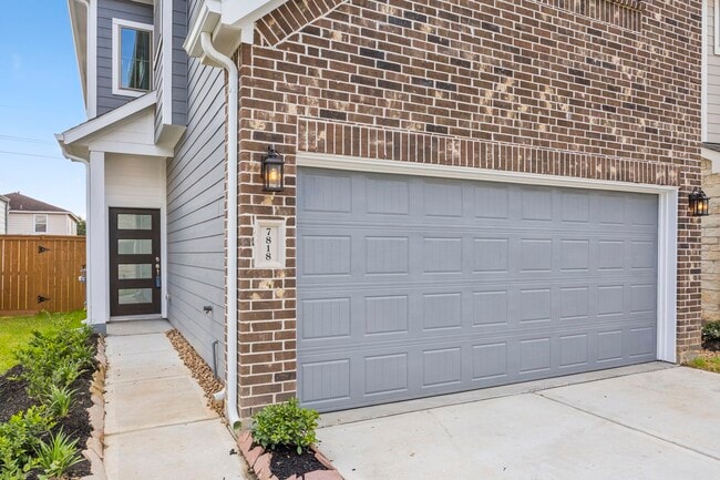 Photo - 7818 Starfish Arbor Dr