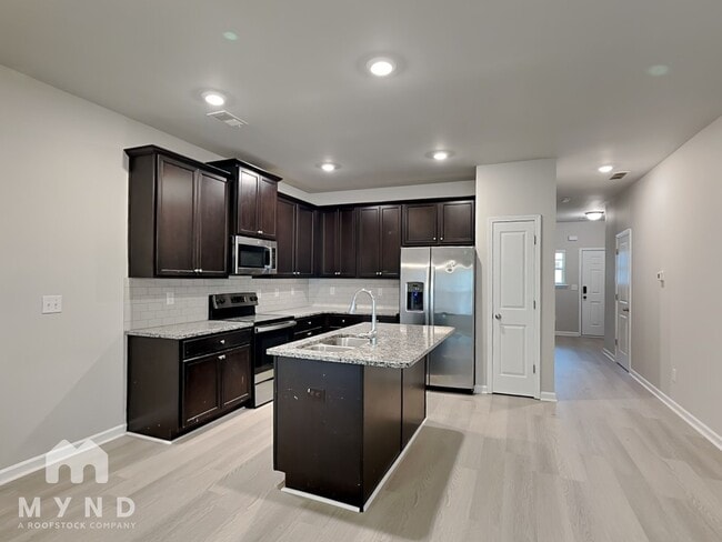 Photo - 5097 Lower Elm St