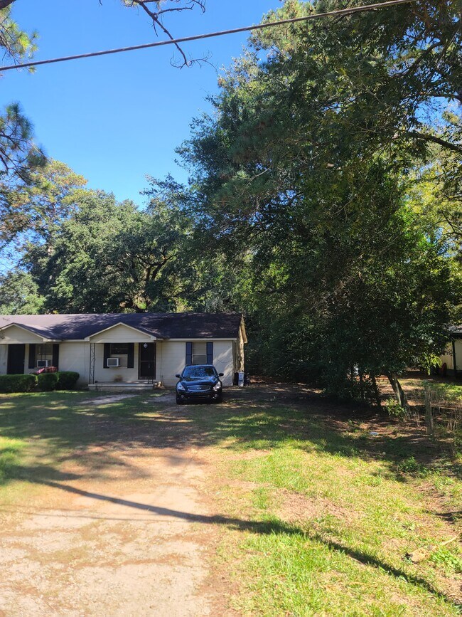 Photo - 404 Lumpkin St Unidad A