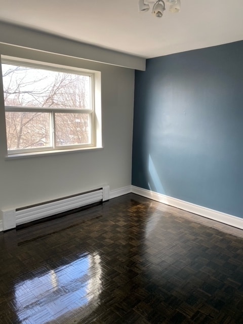 Photo - MIMICO WATERFRONT PARK, UNIQUE RENOVATED ART DECO BUILDING BY AWARD WINNING DESIGNER Unité 22