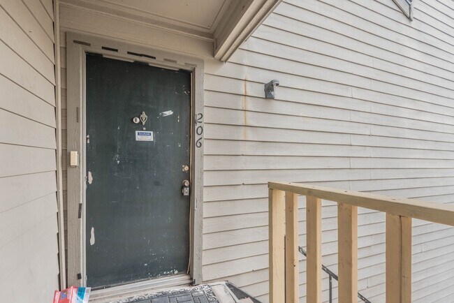 16111 Aspenglen Dr Unit 206