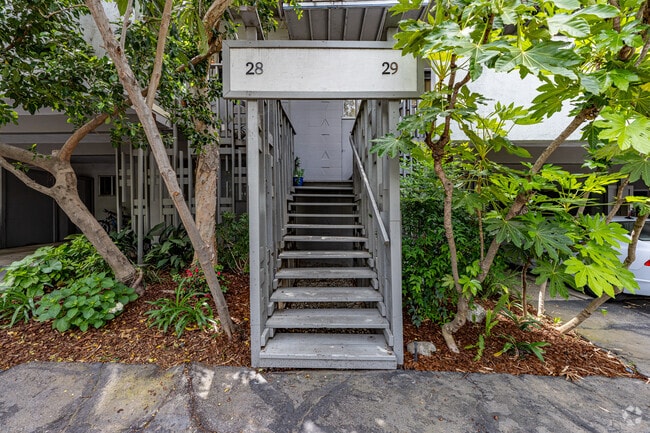 Entrance - 317 Monterey Rd