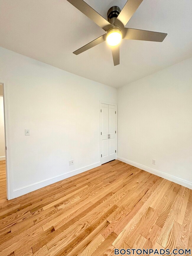 Photo - 137 Park Dr Unit 1