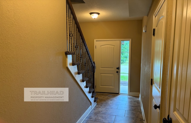 Photo - Northland Living at Its Best | 3 Bed • 2 Bath • 1,500 Sq Ft