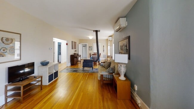 Photo - 307 Tappan St Condo Unit 3