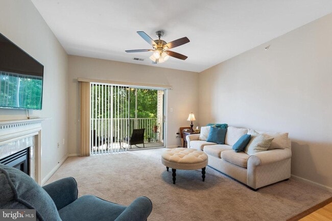 Building Photo - 12016 Amber Ridge Cir Unit A-304 Rental