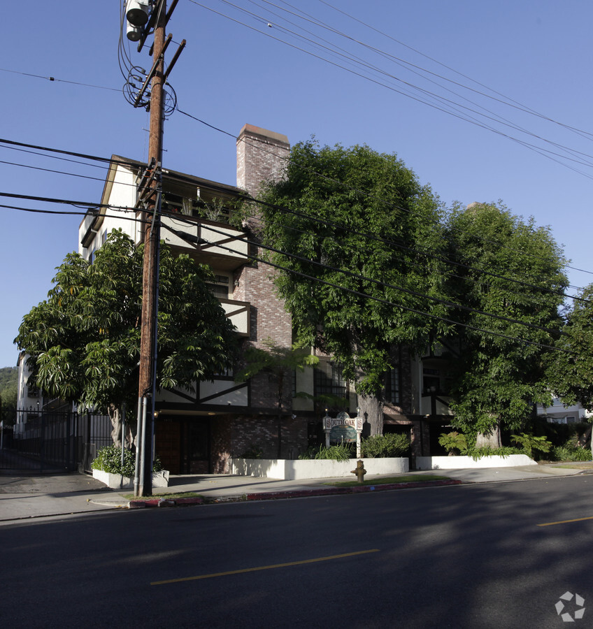 South Oaks - South Oaks Apartments