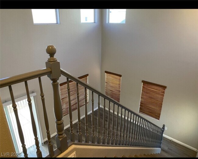 Photo - 4998 Tioga Pass Ave