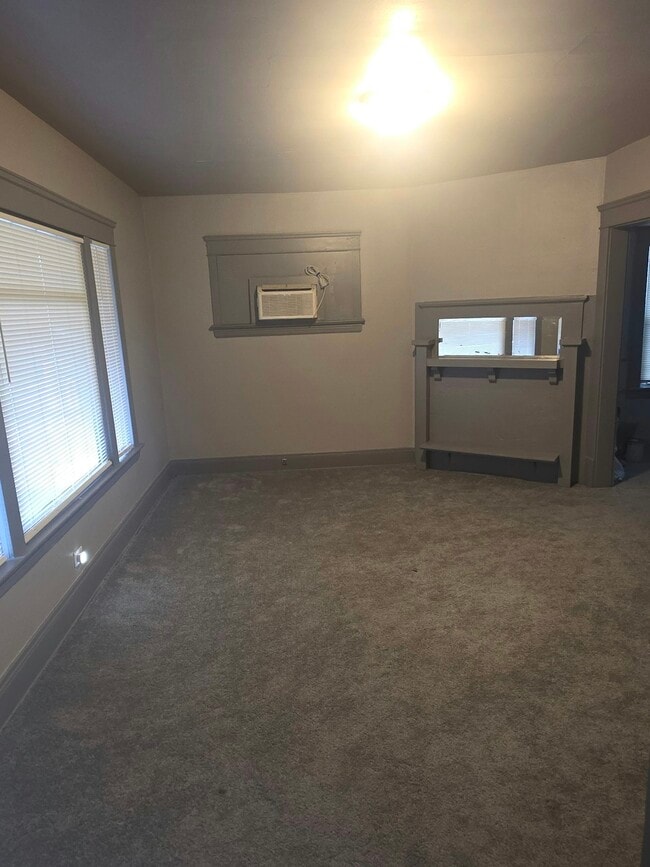 Photo - 650 E 130th St Unidad 650