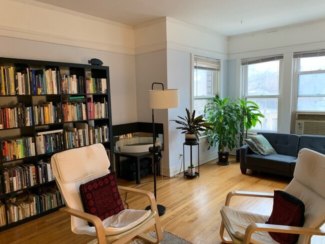 Photo - 1319 W Early Ave Unidad 2