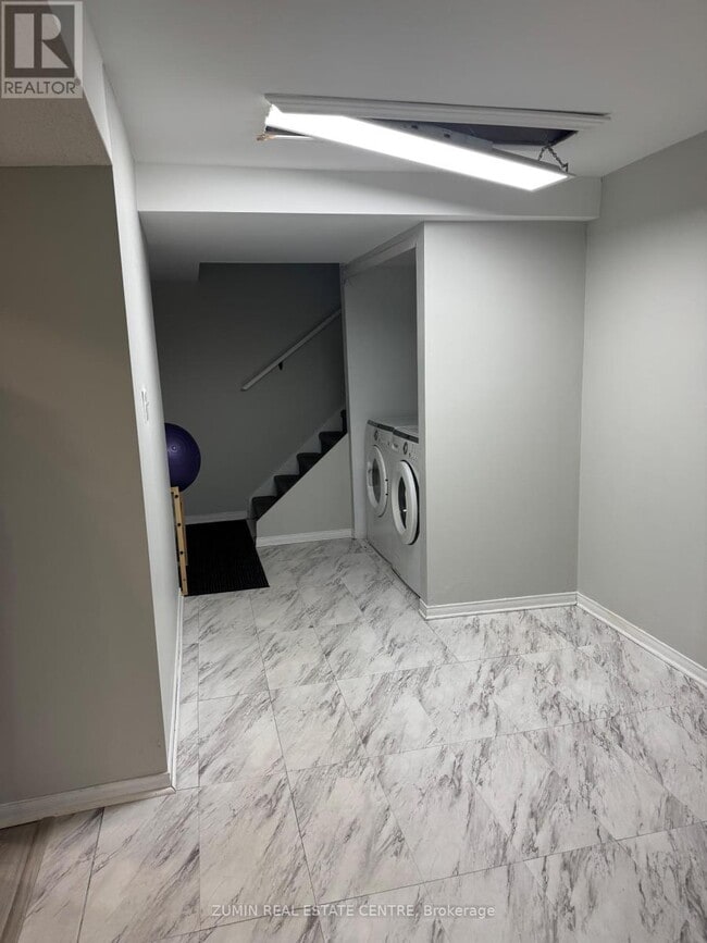 Photo - 7355 Aldergrove Ct