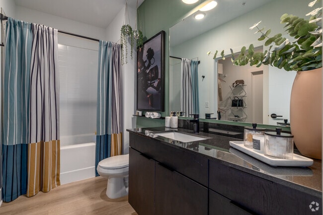 1BR, 1BA