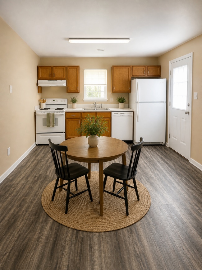 Photo - 2308 Juniper Dr