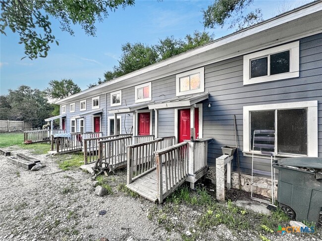 Photo - 1108 W McCarty Ln Townhome