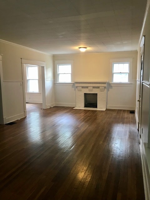 Living Area - 710 N Maple St Unit A