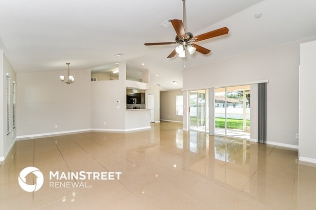 Photo - 1425 SW 6th Pl