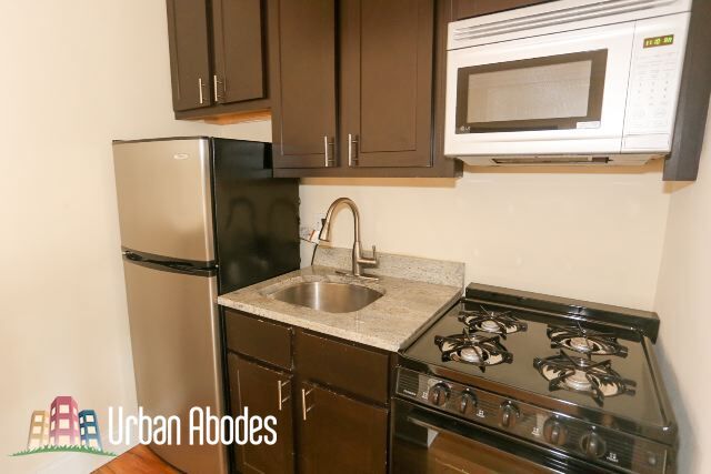 Photo - 4634 N Paulina St