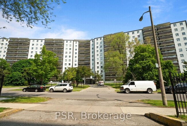 Photo - 100 Rowena Dr