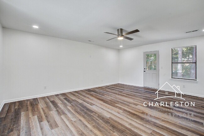 Photo - 114 Langley Dr Unidad A