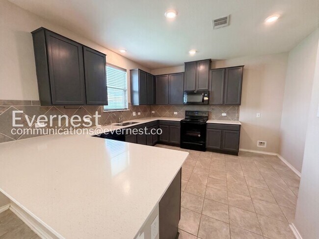 Photo - 13700 Vigilance St