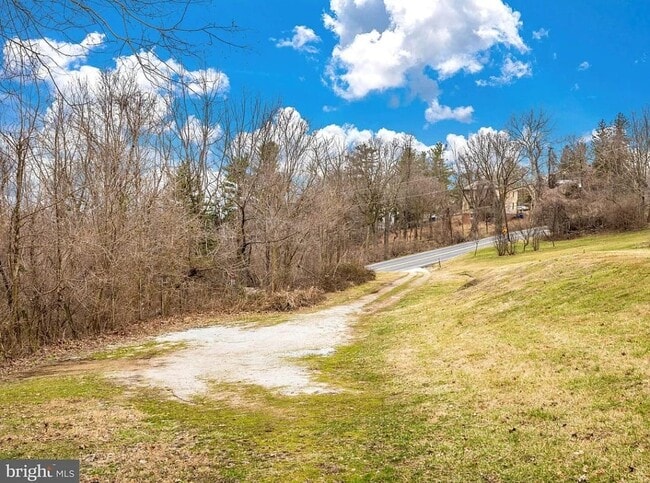 Photo - 6726 Jefferson Blvd Unidad 2