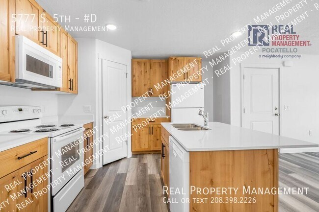 Photo - 5777 S. 5th-#D Unit #D